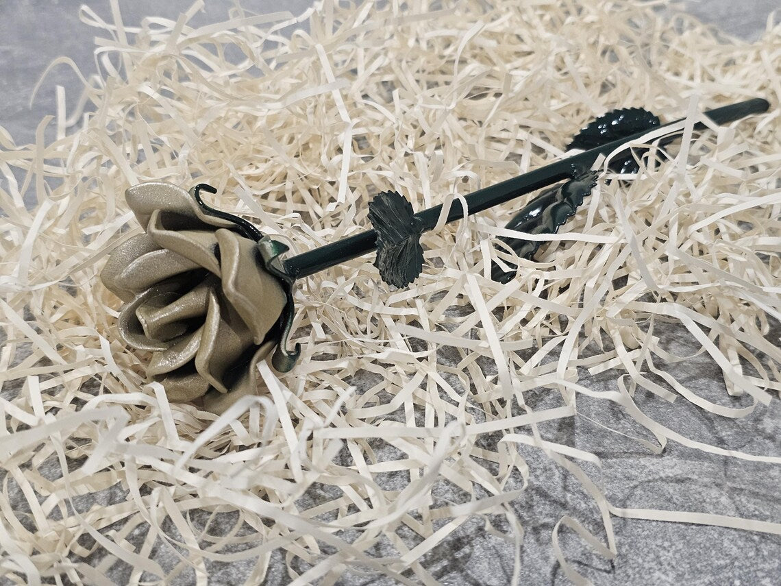Metal Rose Gold